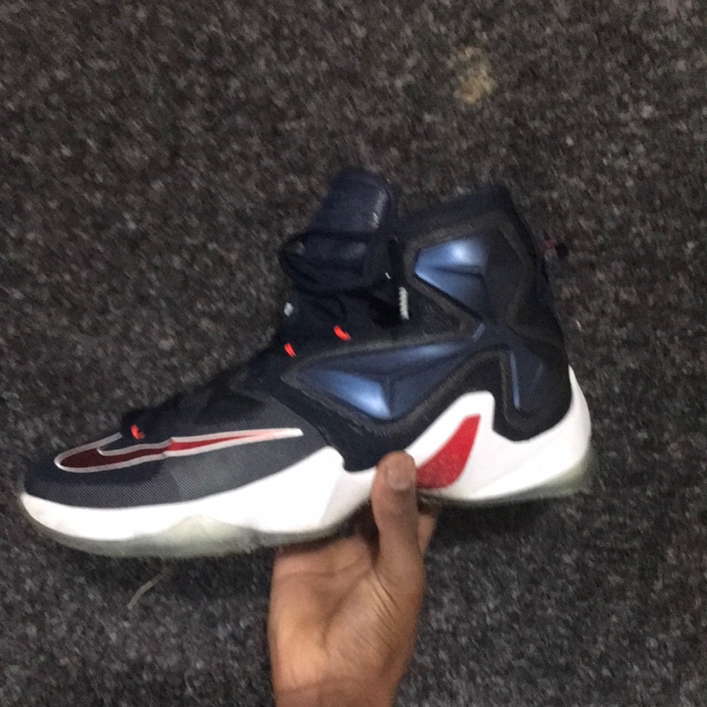 2016
LeBron 13 'USA'
